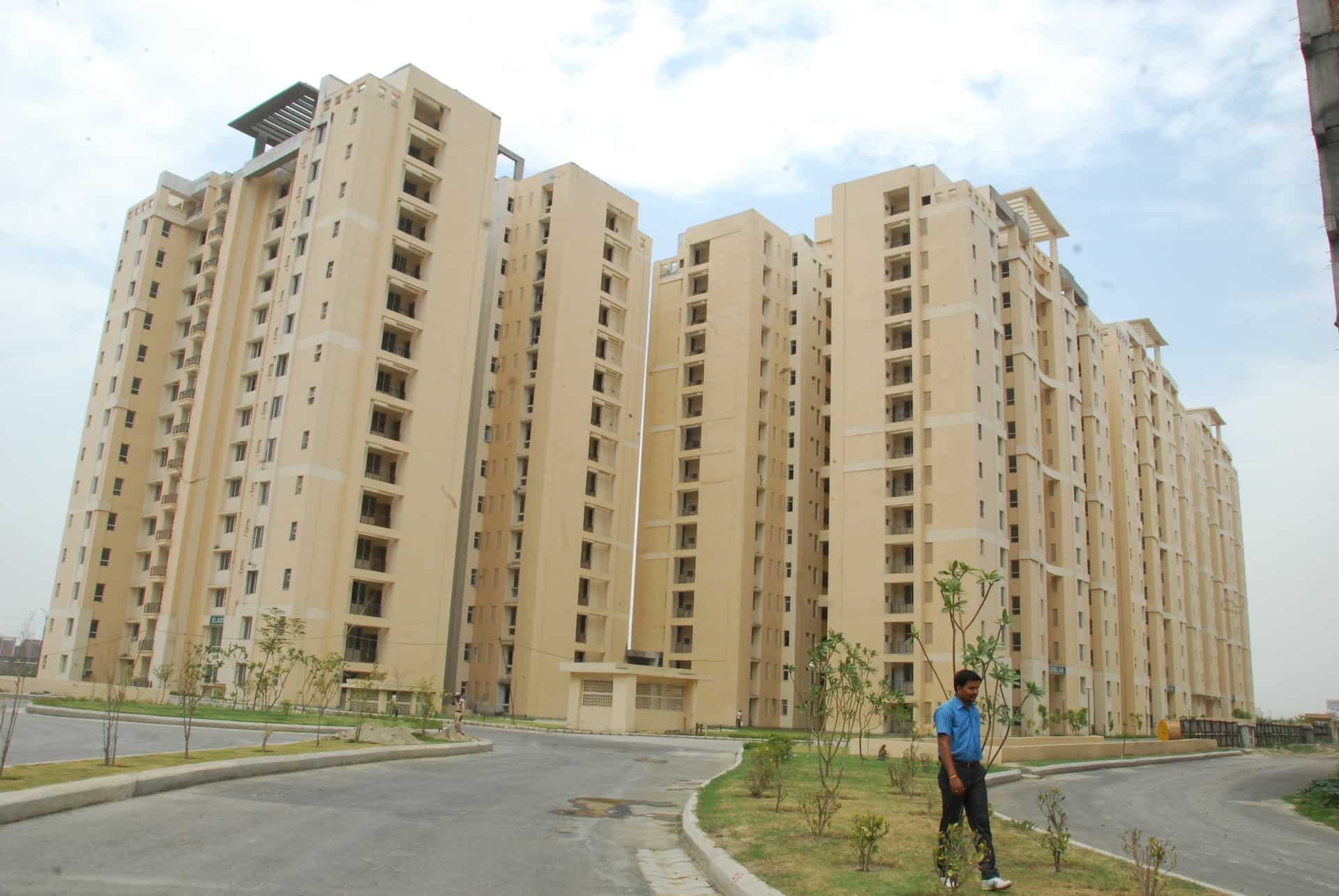 JAYPEE GREENS KLASSIC-3 BHK Flat for sale sector 134