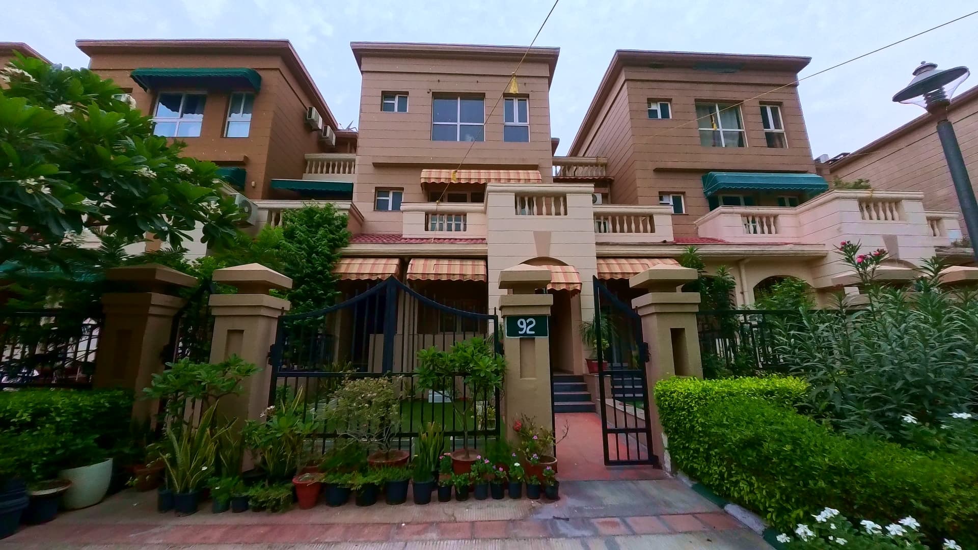 Jaypee Kallisto Town Homes