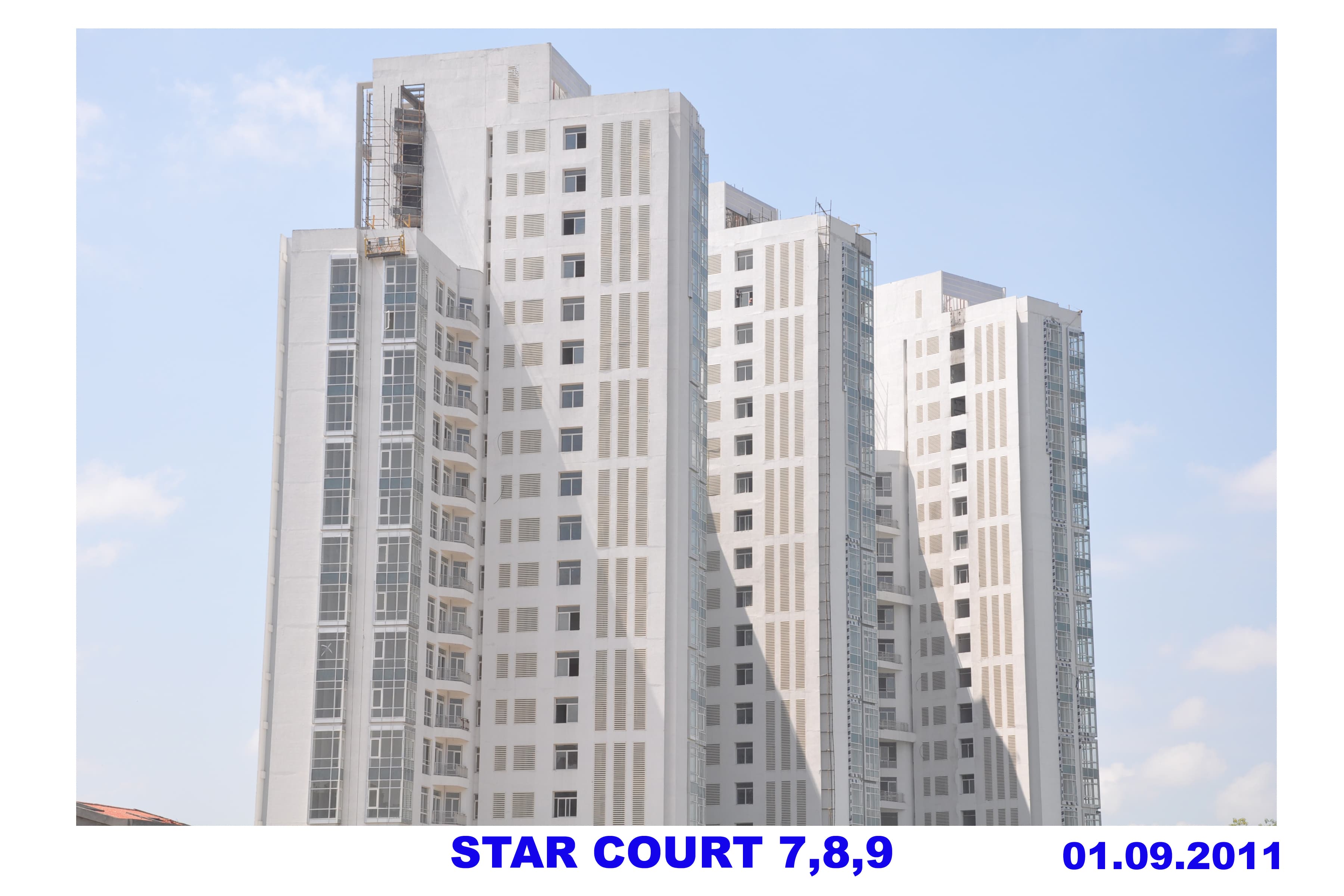 JAYPEE GREENS STAR COURT